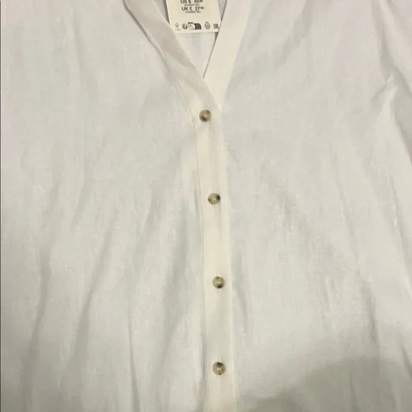Zara Classic White Collared Shirt - Picture 3 of 3